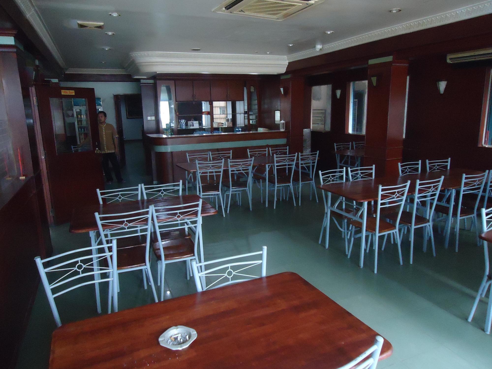 Hotel Gloris Batam Εξωτερικό φωτογραφία