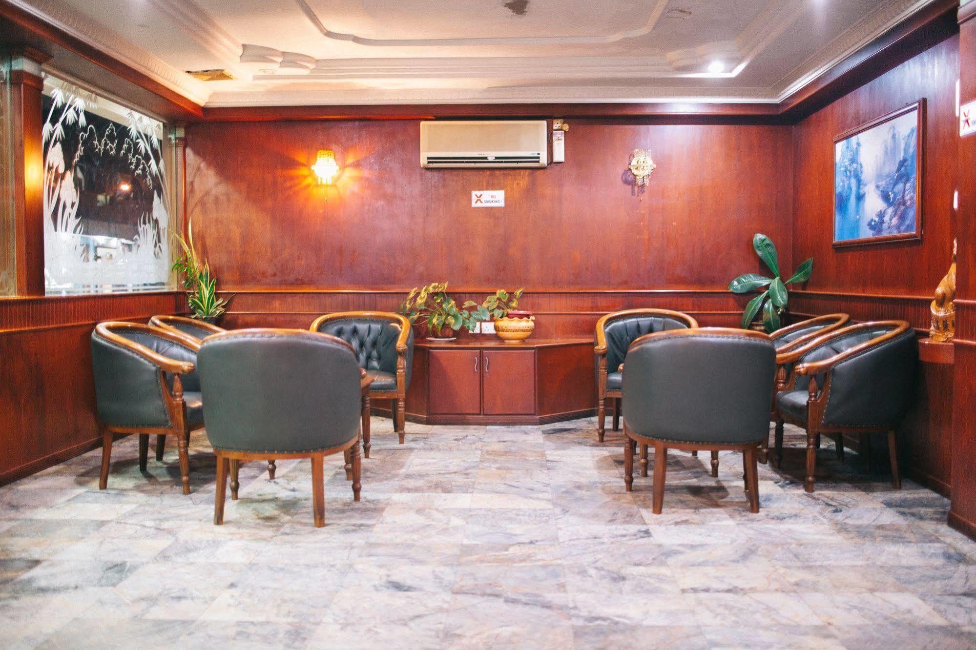 Hotel Gloris Batam Εξωτερικό φωτογραφία